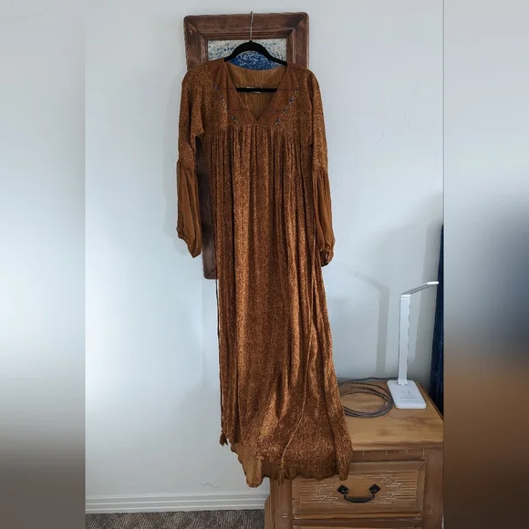 golden brown the label dress Sister Golden Hair Dress ~ Sand – Golden Brown The Label main image 1